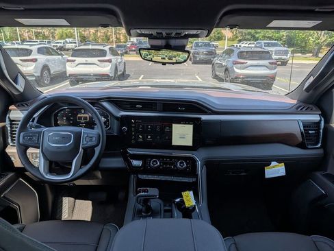 New 2026 GMC Sierra 1500 Denali w/ Denali Reserve Package AWD/4WD image 7