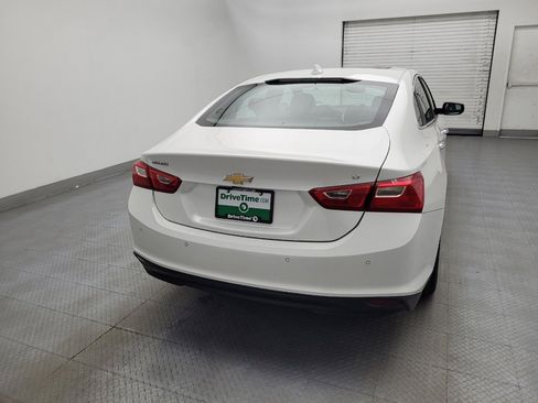 Used 2018 Chevrolet Malibu LT w/ Leather Package image 7