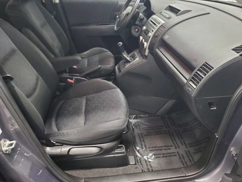 Used 2010 MAZDA MAZDA5 Sport image 14