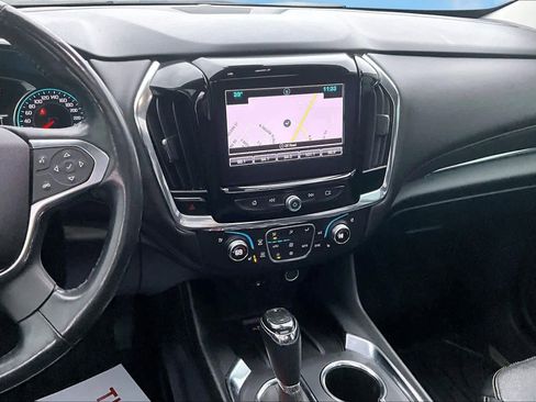 Used 2019 Chevrolet Traverse Premier image 16