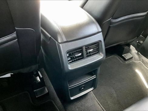 Used 2024 Ford Edge SEL AWD/4WD image 14