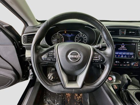Used 2023 Nissan Maxima SL FWD image 13
