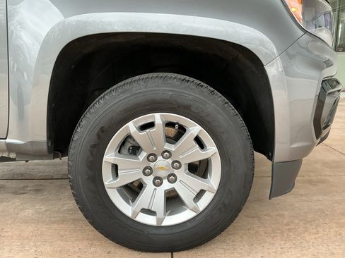 Used 2022 Chevrolet Colorado LT w/ Fleet Safety Package image 28