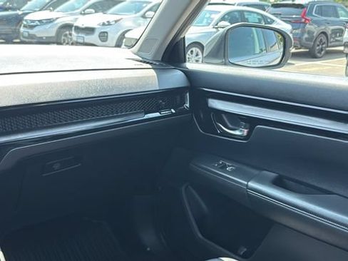 Used 2024 Honda CR-V EX-L image 27