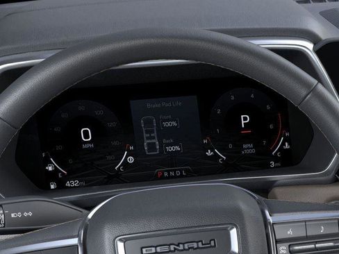 New 2026 GMC Canyon Denali image 18