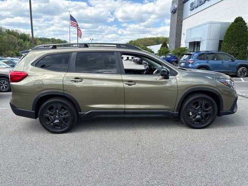 Used 2023 Subaru Ascent Onyx Edition AWD/4WD image 3