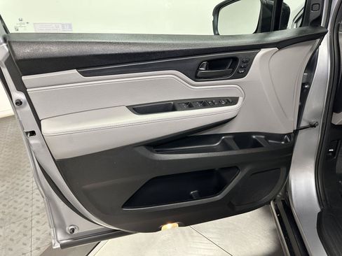 Certified 2024 Honda Odyssey EX-L image 20