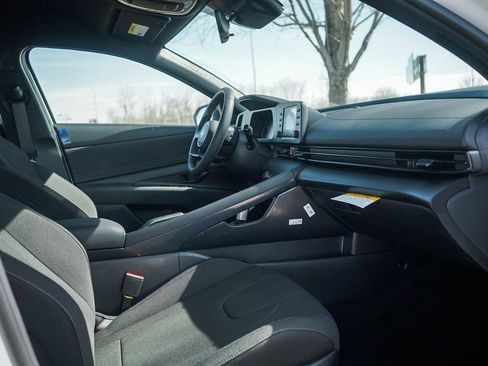 New 2026 Hyundai Elantra Sport FWD image 9