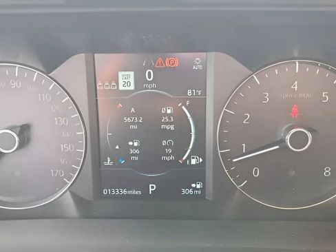 Used 2020 Land Rover Range Rover Evoque S image 27