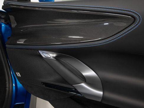 Used 2024 Ferrari SF90 Spider image 63