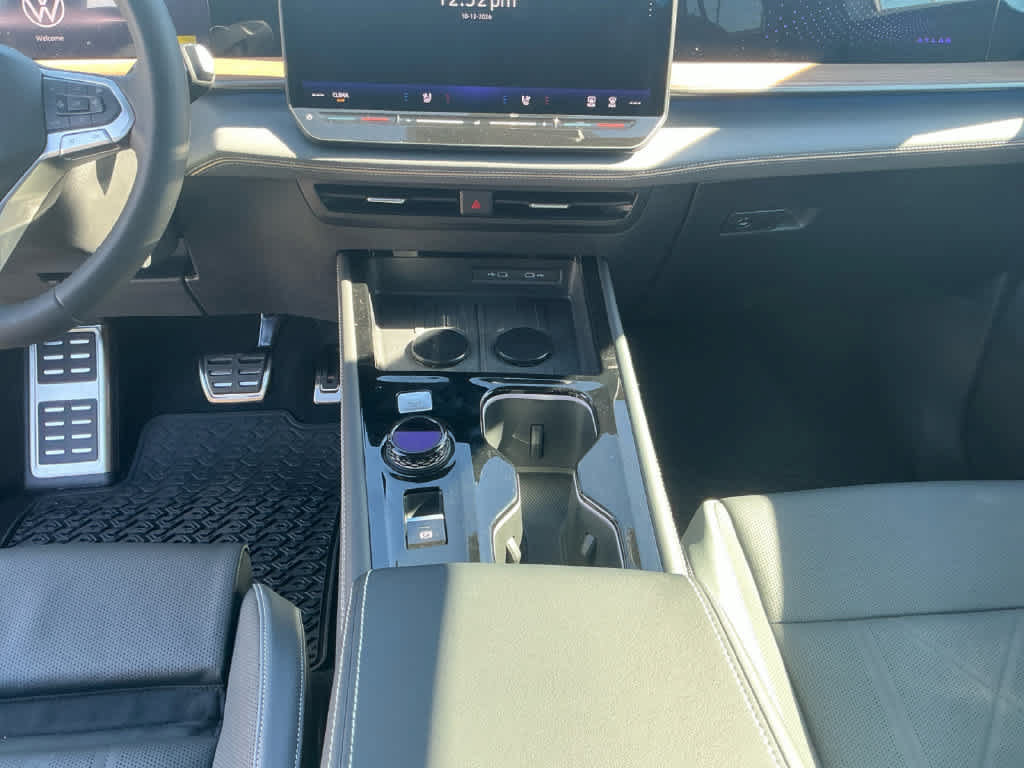 New 2027 Volkswagen Atlas SEL R-Line AWD/4WD image 11