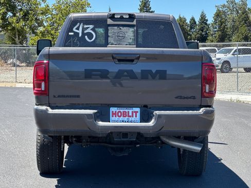 New 2026 RAM 2500 Laramie w/ Night Edition AWD/4WD image 4