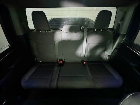 Used 2024 Chevrolet Silverado 2500 LT image 13