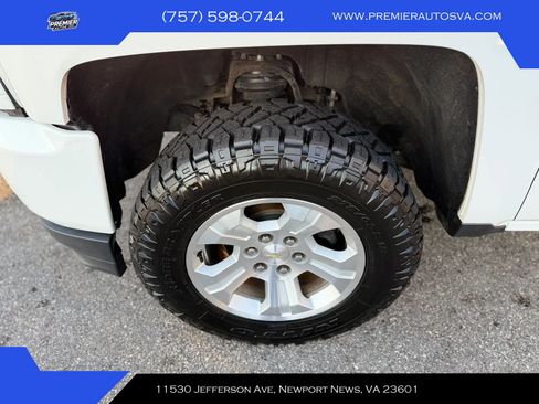 Used 2018 Chevrolet Silverado 1500 LT w/ All Star Edition AWD/4WD image 2