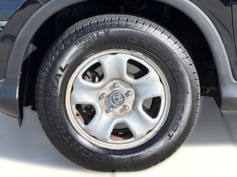 Used 2015 Honda CR-V LX image 12