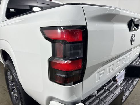 New 2026 Nissan Frontier SV w/ Tow Package image 29