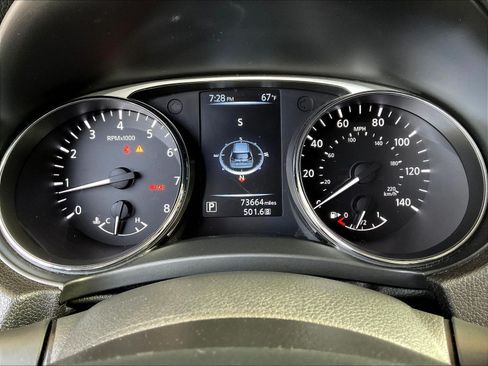 Used 2015 Nissan Rogue SL AWD/4WD image 13