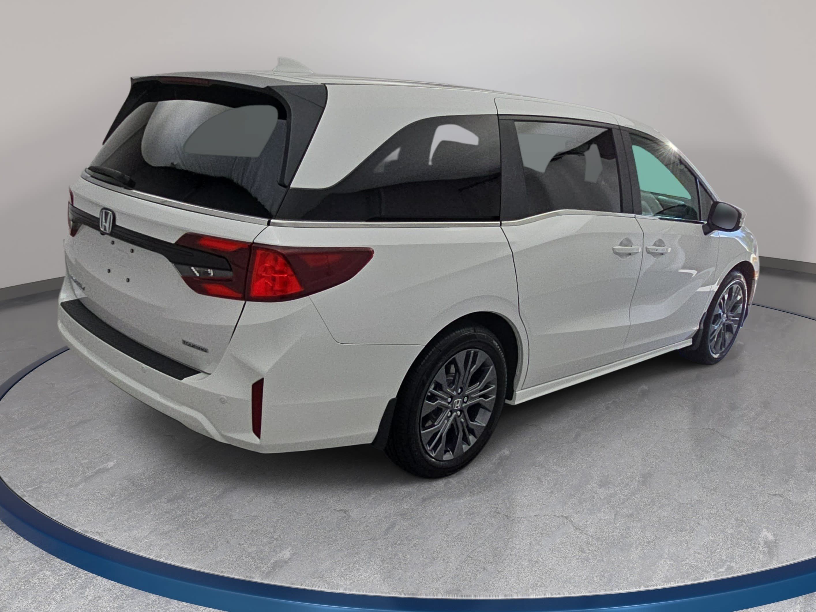 New 2027 Honda Odyssey Touring image 5