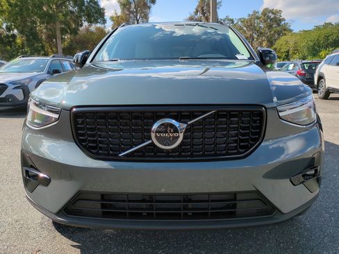 New 2026 Volvo XC40 B5 Plus w/ Protection Package Premier image 9