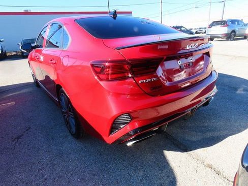 Used 2022 Kia Forte GT image 4