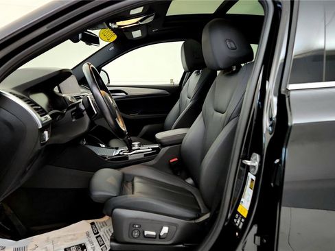 Used 2020 BMW X4 xDrive30i w/ Premium Package image 38