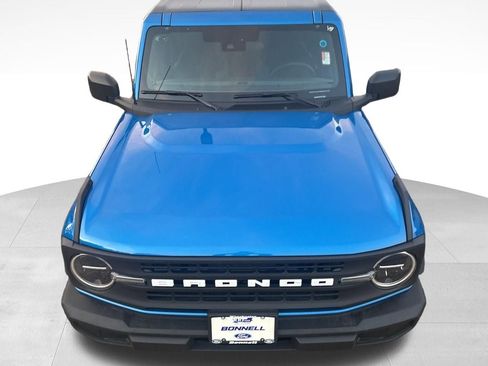 New 2025 Ford Bronco 4-Door image 9