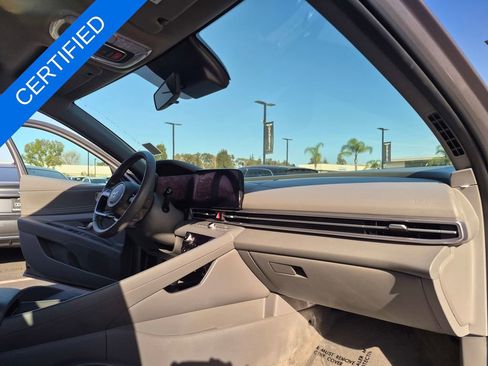 Used 2023 Hyundai Elantra SEL w/ Convenience Package image 20