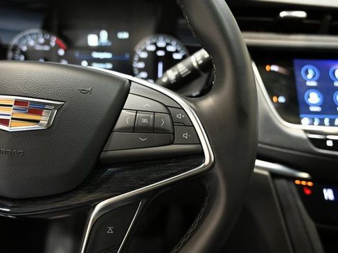 Used 2025 Cadillac XT5 Premium Luxury image 24