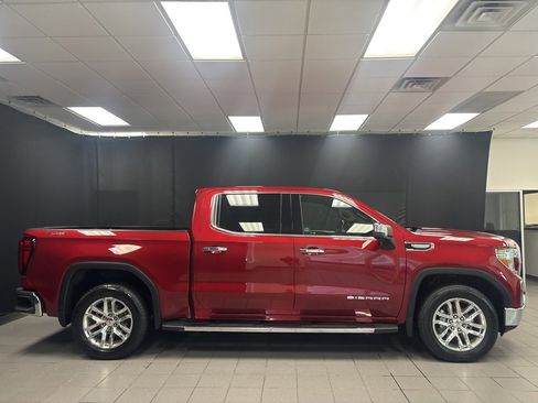 Used 2020 GMC Sierra 1500 SLT image 2