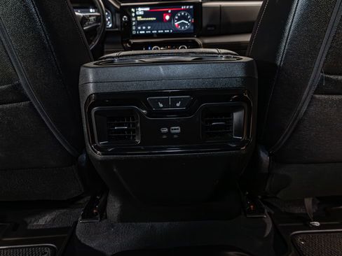 Used 2023 GMC Sierra 1500 AT4 w/ AT4 Premium Package AWD/4WD image 22