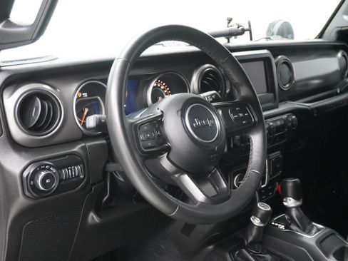 Used 2022 Jeep Wrangler Unlimited Sport AWD/4WD image 11
