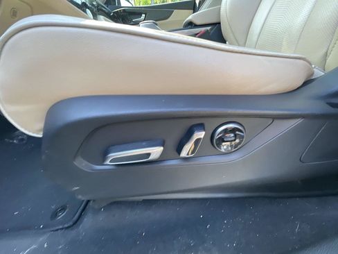 Used 2022 Acura MDX w/ Advance Package AWD/4WD image 13