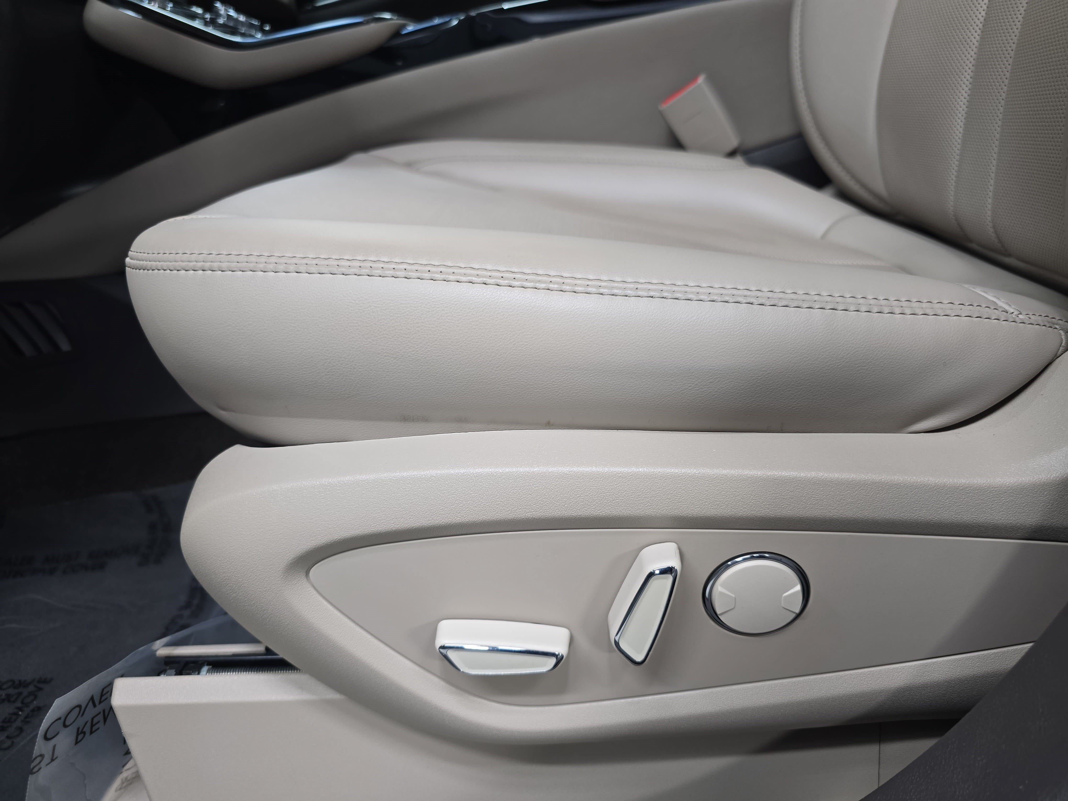 Certified 2023 Lincoln Nautilus Reserve AWD/4WD image 28