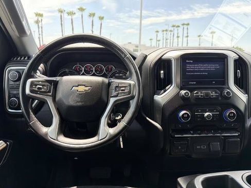 Used 2021 Chevrolet Silverado 2500 LT w/ Fleet Comfort Package AWD/4WD image 11