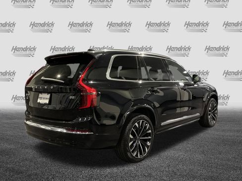 Used 2025 Volvo XC90 B5 Plus image 10