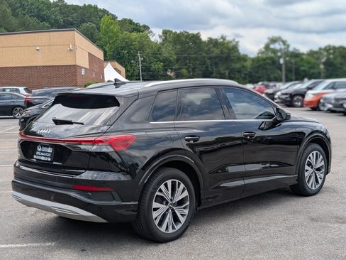 Used 2023 Audi Q4 e-tron Premium Plus w/ Premium Plus RWD image 9