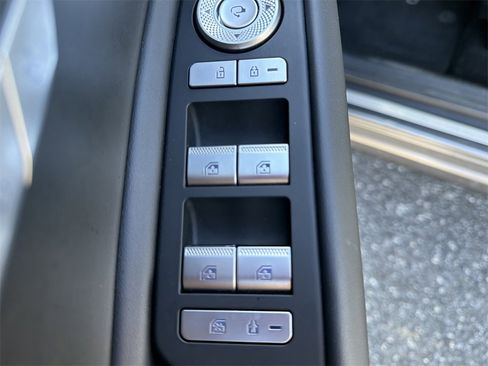 Used 2024 Genesis GV80 3.5T w/ Prestige Package image 11