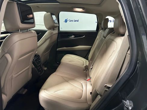 Used 2022 Lincoln Nautilus Reserve AWD/4WD image 15