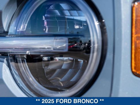 New 2025 Ford Bronco Badlands AWD/4WD image 28
