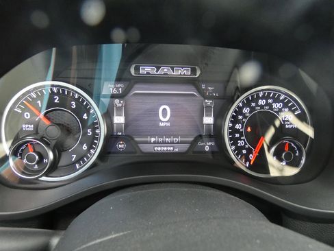 Used 2019 RAM 1500 Big Horn image 20