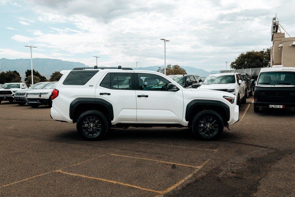 Used 2026 Toyota 4Runner SR5 AWD/4WD image 8