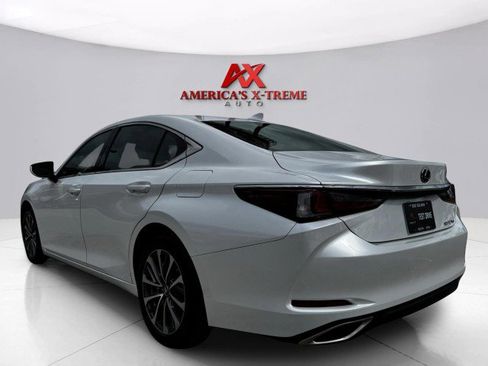 Used 2023 Lexus ES 350 image 3