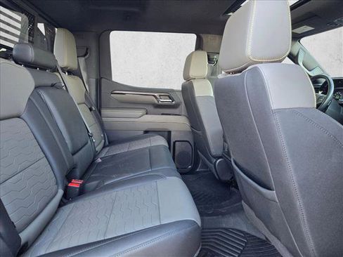 Used 2023 Chevrolet Silverado 1500 ZR2 w/ Technology Package image 16