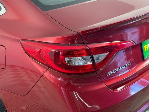 Used 2016 Hyundai Sonata Sport w/ Option Group 02 FWD image 36