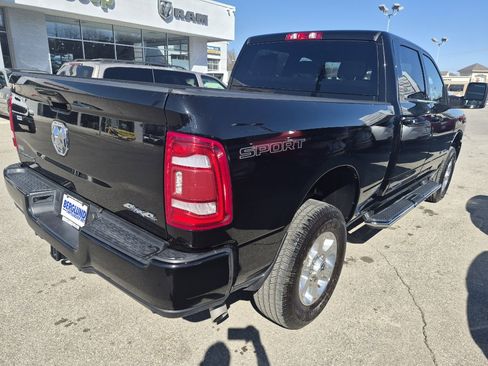 Used 2024 RAM 2500 Big Horn w/ Safety Group image 3