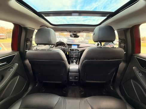Used 2017 INFINITI QX30 image 23