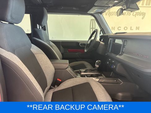Used 2025 Ford Bronco 2-Door AWD/4WD image 7