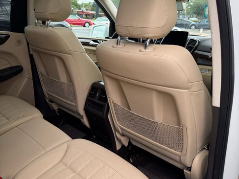 Used 2018 Mercedes-Benz GLE 350 4MATIC image 18