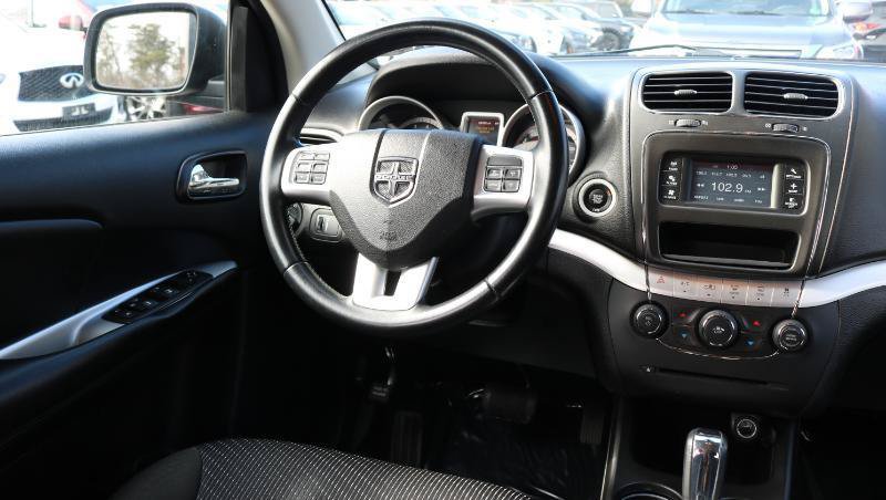 Used 2020 Dodge Journey SE w/ SE Popular Equipment Group FWD image 21