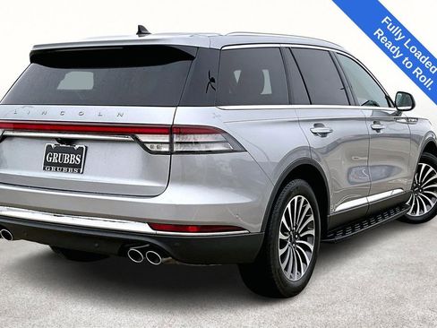 Used 2022 Lincoln Aviator Reserve w/ Equipment Group 201A image 2